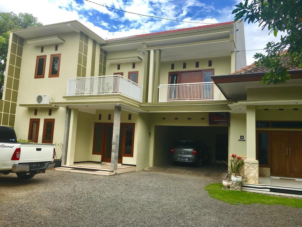 Ijen Bondowoso Home Stay Buitenkant foto